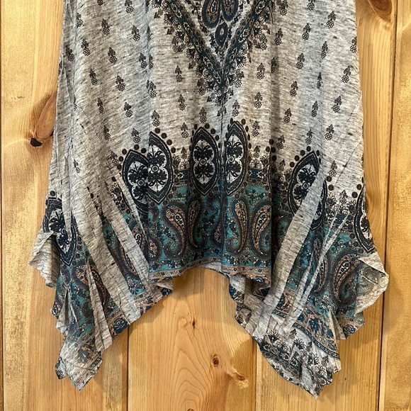 Altar’d state tunic - Picture 6 of 12